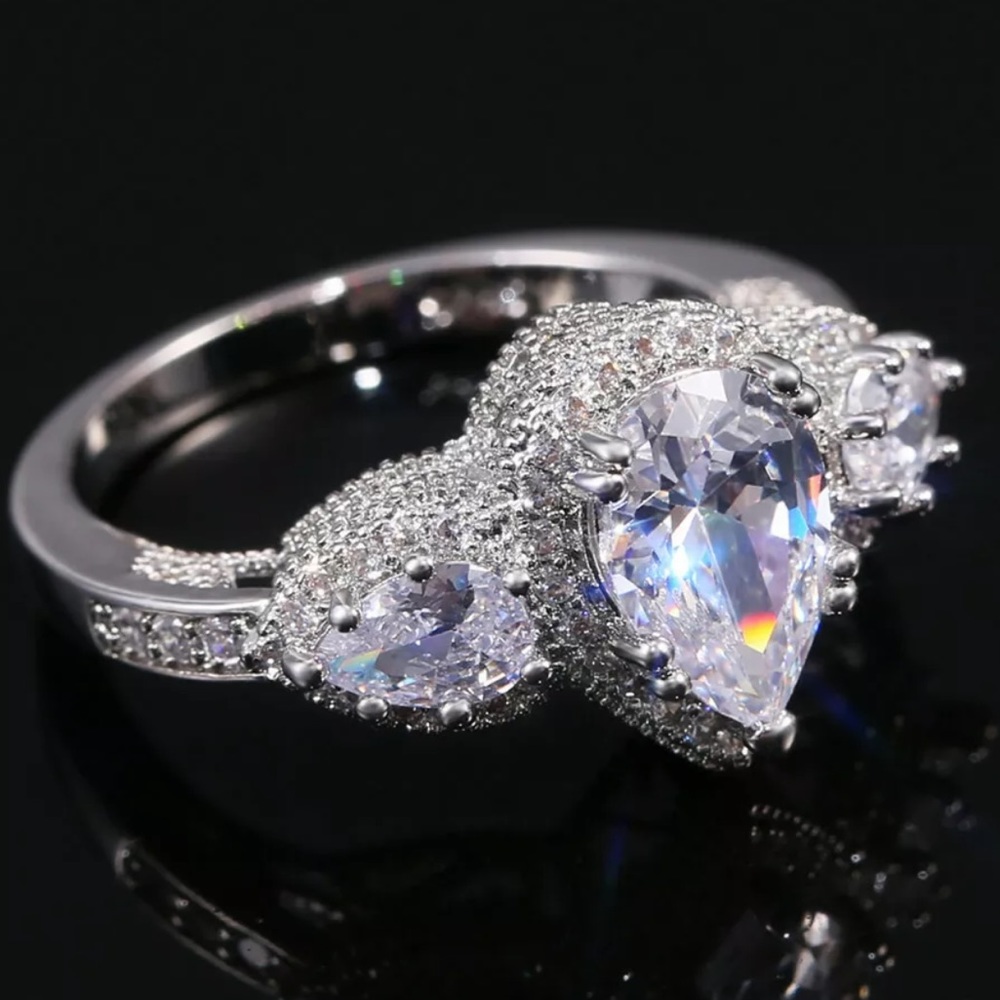 Engagement wedding bridal anniversary ring - Picture 1 of 8
